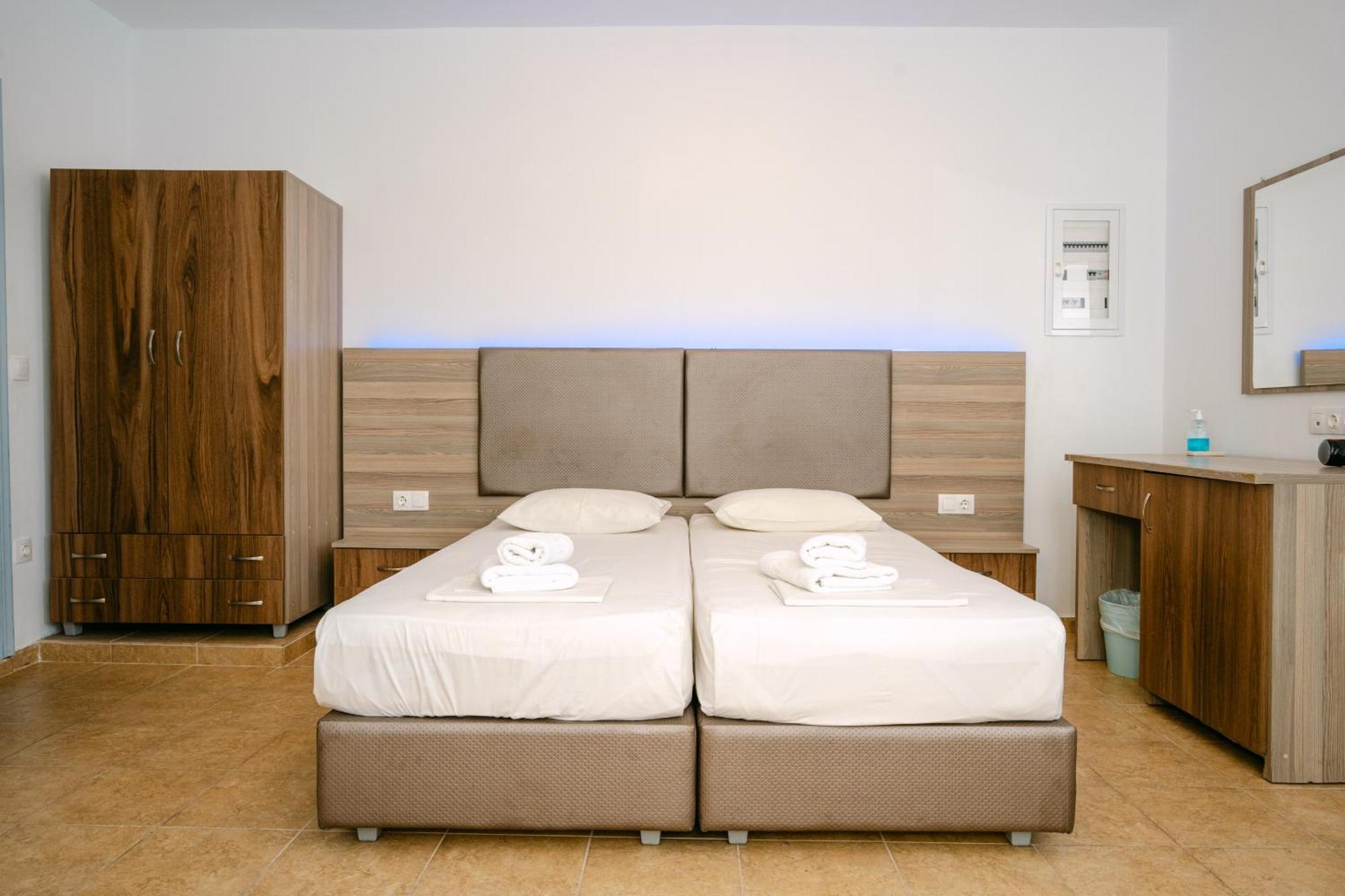 Fanari Art Aparthotel Иос Хора Екстериор снимка