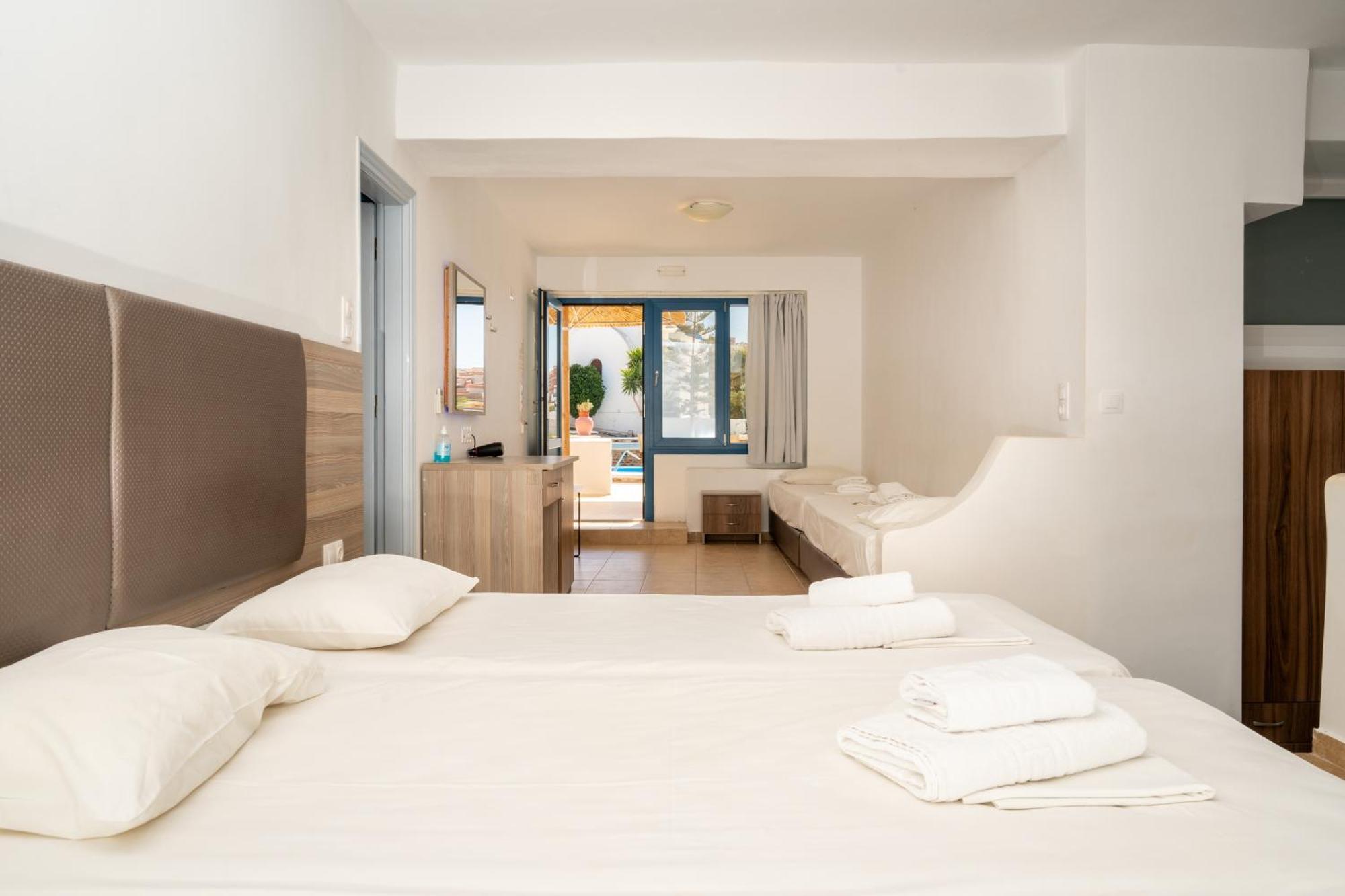 Fanari Art Aparthotel Иос Хора Екстериор снимка
